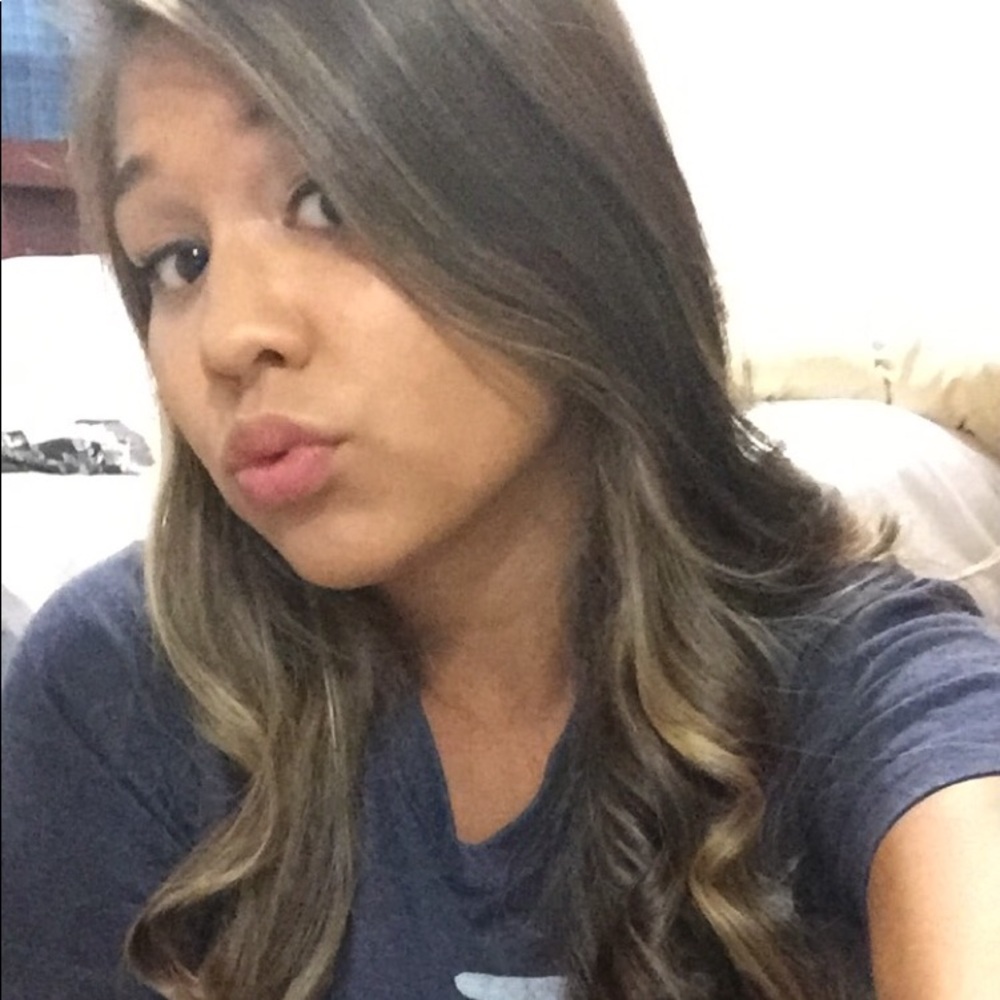 Meet your Posher, Destyni